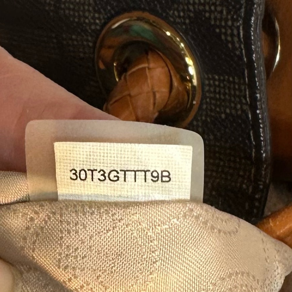 Michael Kors Brown Jet Set Gathered Tote Bag Purse with Tassel Detail Pre-owned - Picture 11 of 13